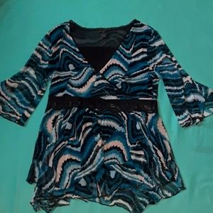 KAREN ARNOLD  BLUE /WHITE  TOP